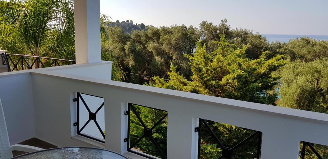 Diogenis Parga Studios Exterior photo