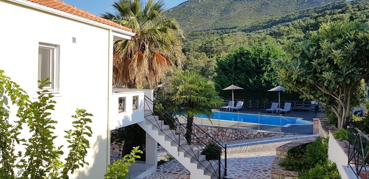 Diogenis Parga Studios Exterior photo